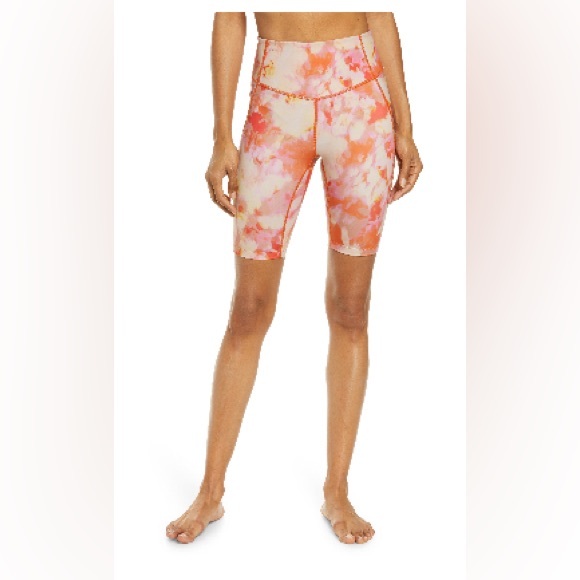 NEW! Zella Studio Lite Print Pocket Bike Shorts - Picture 1 of 7